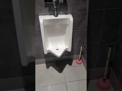 Best of Kelowna, Washrooms.